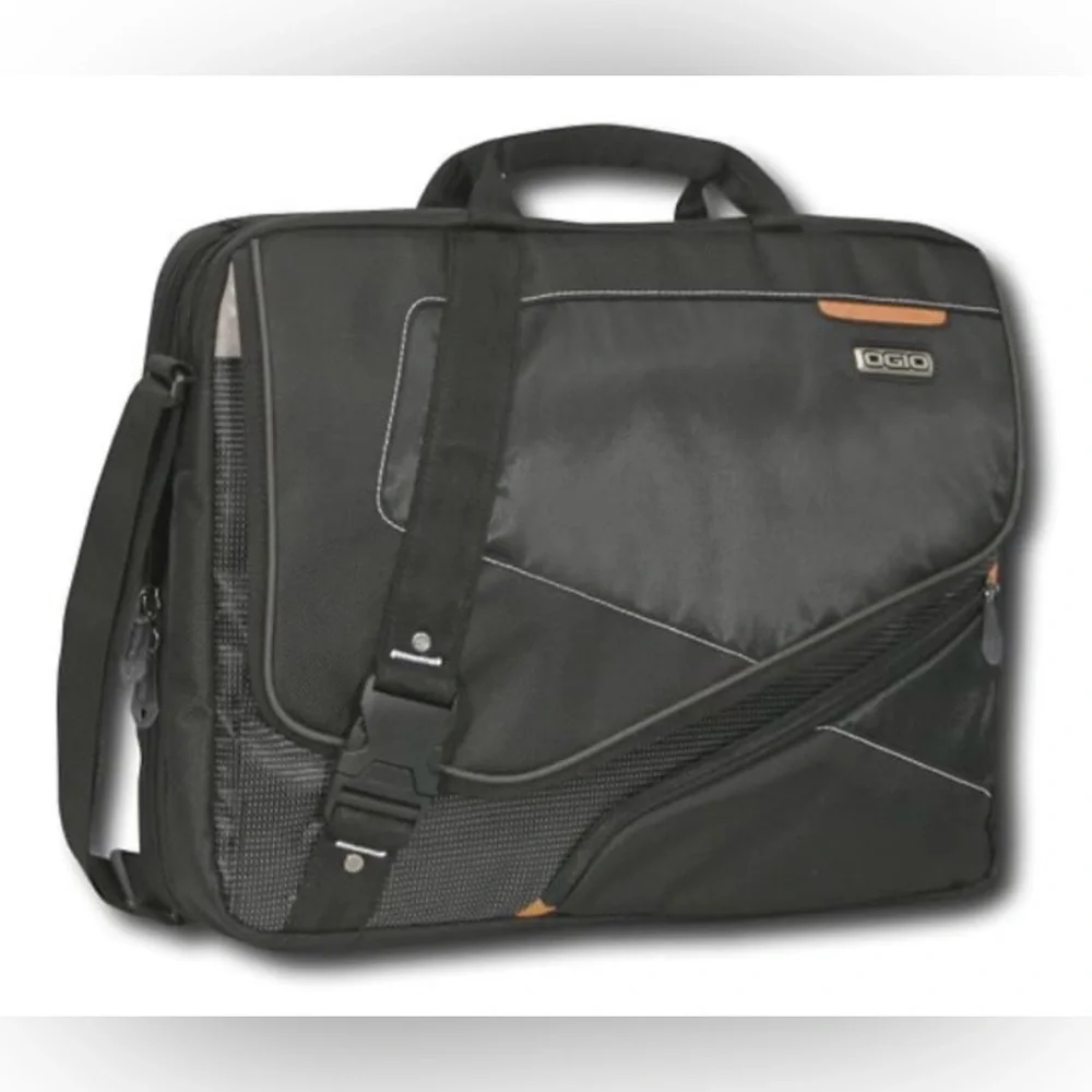 Ogio - M8 Technology Laptop Messenger Bag - Black